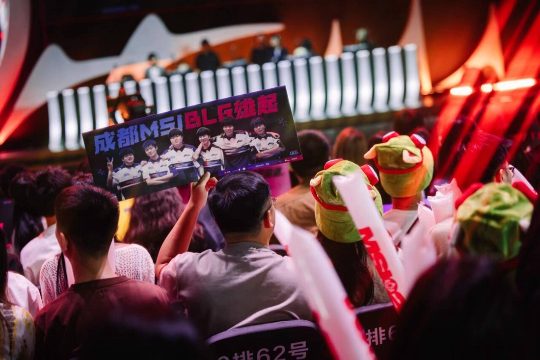 s1mple 效应 — 超过80万观众收看了IEM Dallas 2025的首场比赛