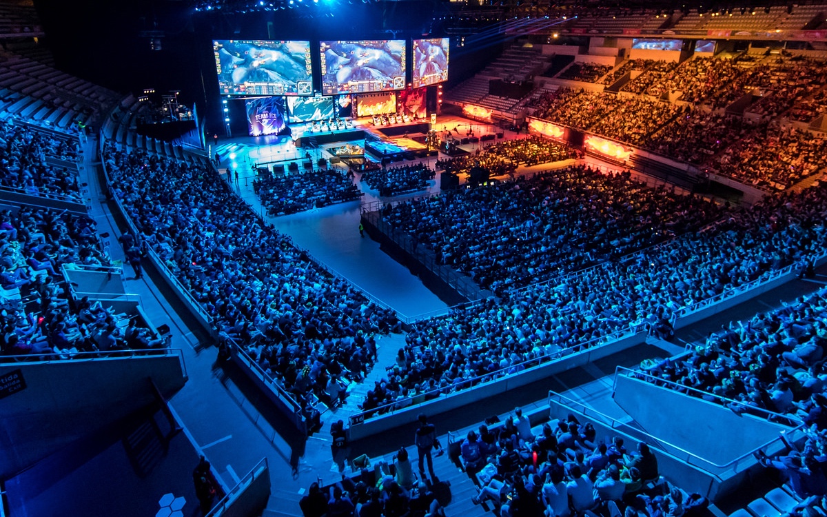 【战报】2021KPL春季赛常规赛第一轮W4D2，武汉eStarPro 1-3 南京Hero久竞